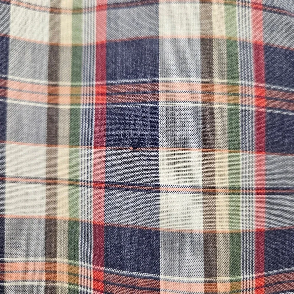 Levis Mens Plaid Short Sleeve Button Down Shirt Tapered Fit Navy Red Cream L